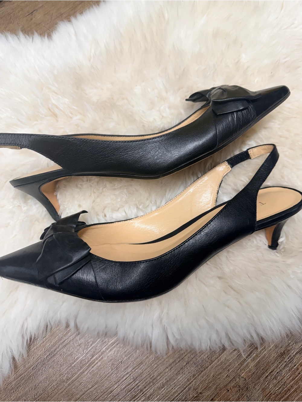 Talbots women’s Black Leather Slingback kitten Heels Bow pointy toe size 8.5